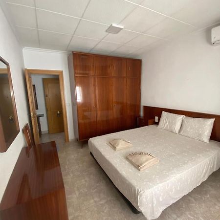 Cozy Apartment In Centre Of Alicante Near Plaza De Toros Eksteriør bilde