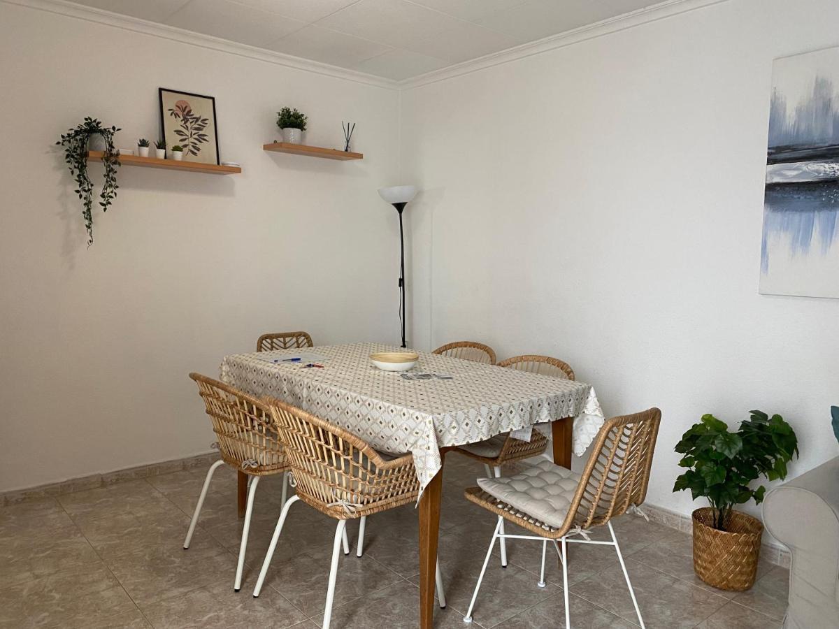Cozy Apartment In Centre Of Alicante Near Plaza De Toros Eksteriør bilde